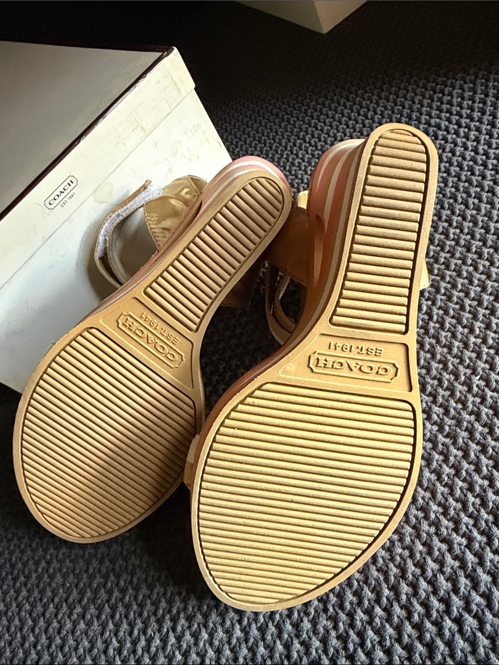 COACH Striped Wedge Sandal in Tan & Pink 7.5 (50) - Picture 6 of 8